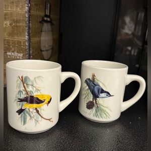 Bird-Themed Ceramic Mugs Set